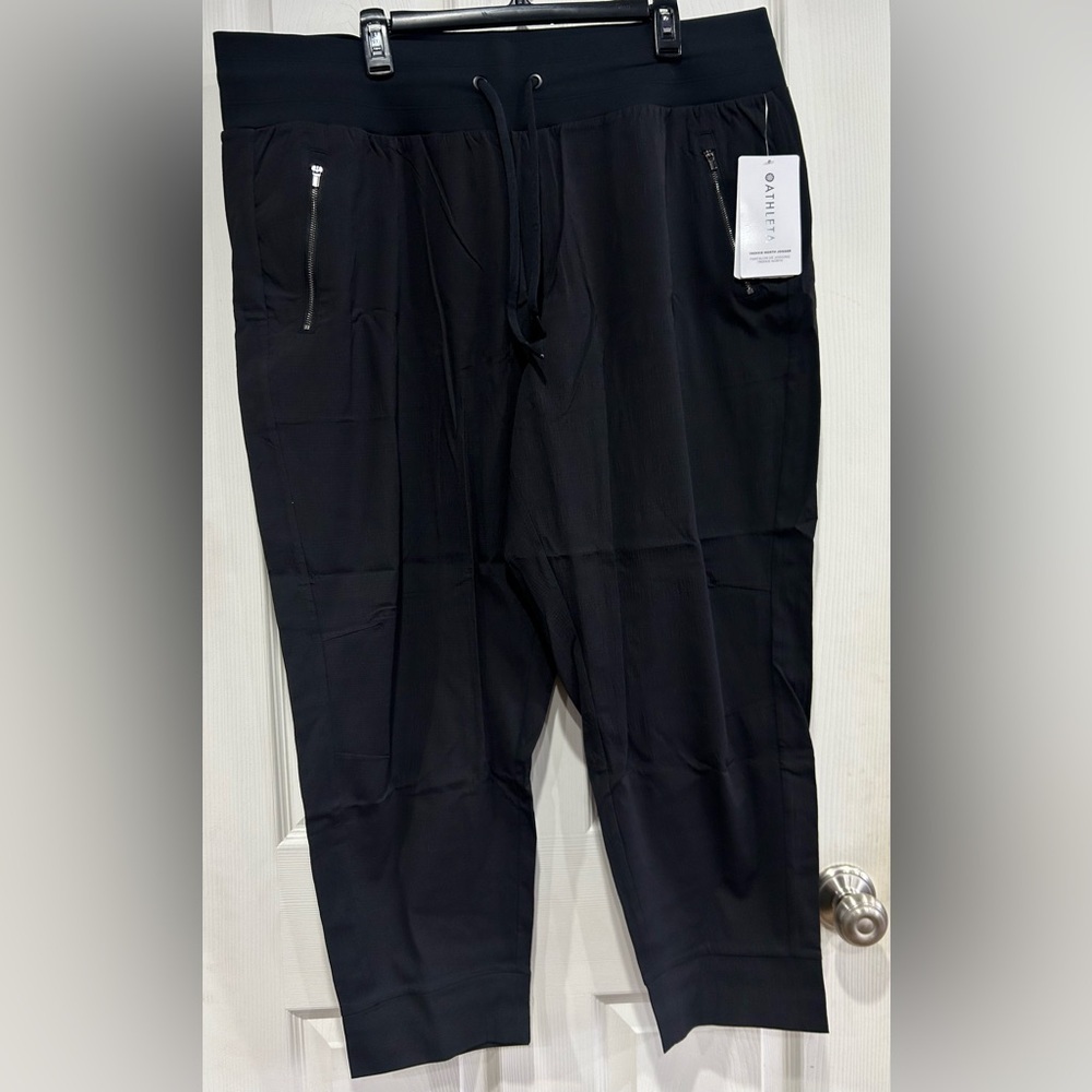 Athleta Women's Size 22 Trekkie North Jogger Pants Plus Black NWT Joggers